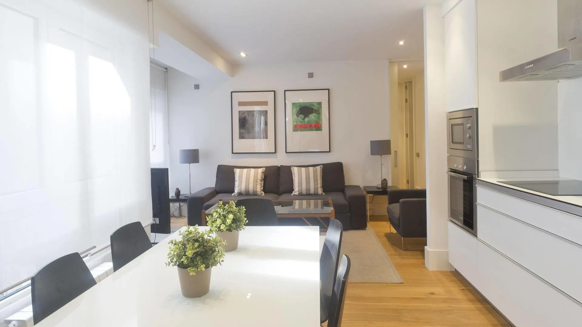 Avenida La Concha - Ib. Apartments San Sebastian